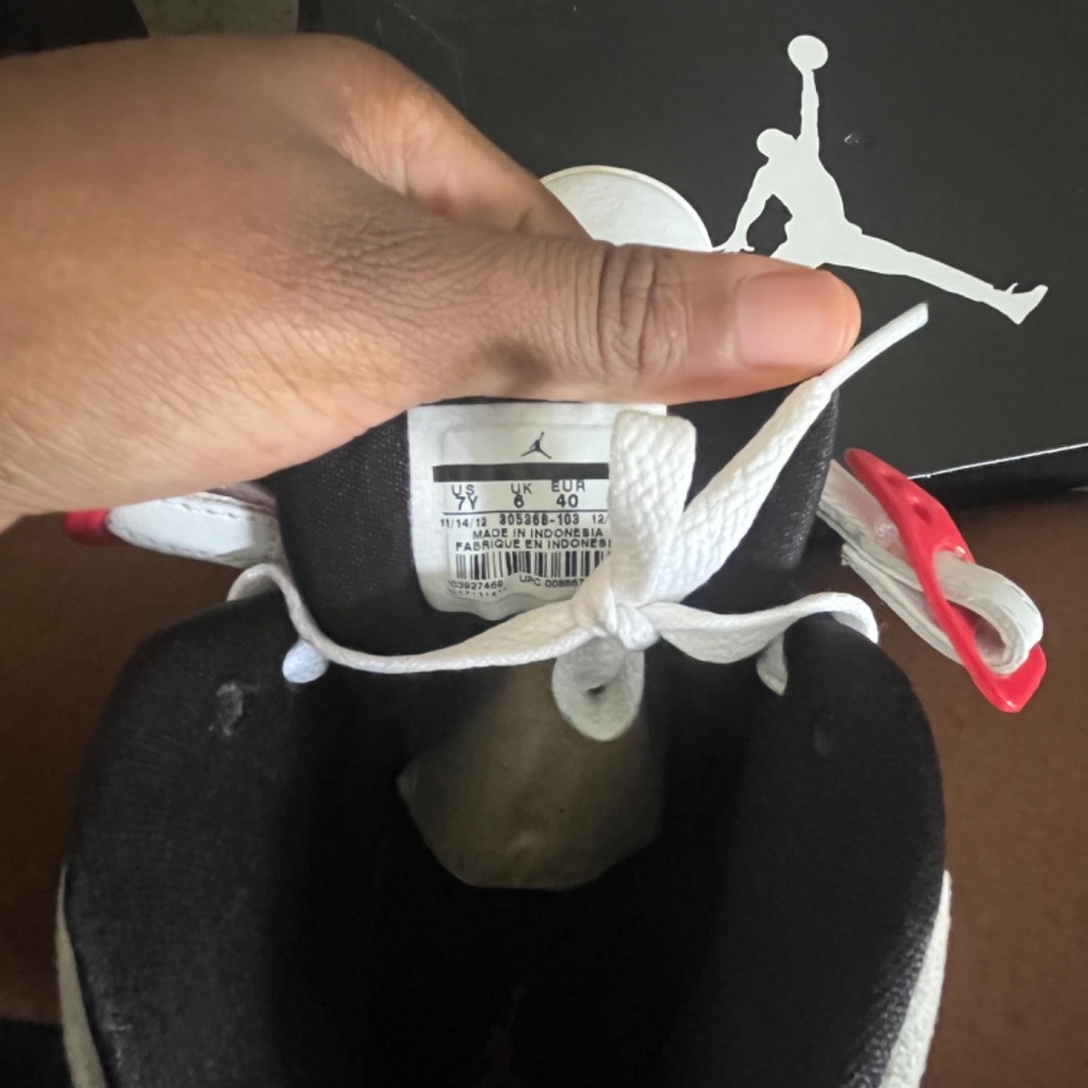 Air Jordan - Picture 5 of 5